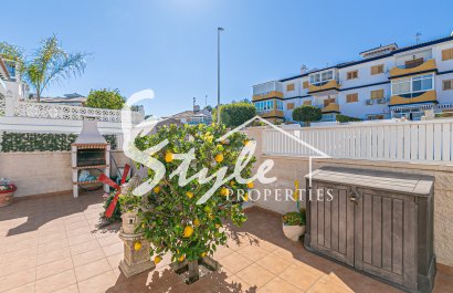 Reventa - Semi - Detached Villa - Mil Palmeras - Riomar