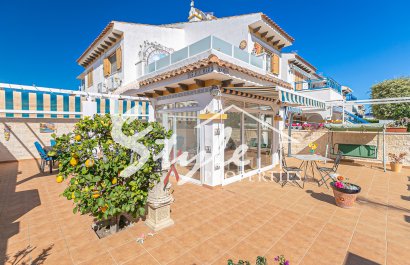 Reventa - Semi - Detached Villa - Mil Palmeras - Riomar