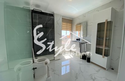 Resale - Apartamento - Torrevieja - Punta Prima