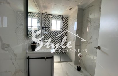Resale - Apartamento - Torrevieja - Punta Prima