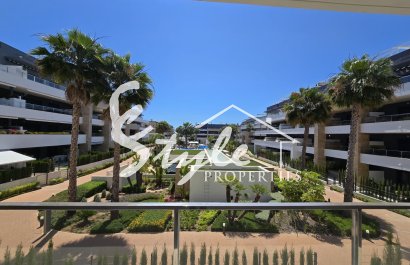 Se vende apartamento moderno en Flamenca Village , Playa Flamenca , La Zenia, Orihuela Costa. ID 2695