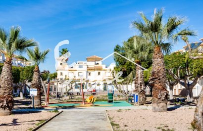 Вторичное жилье - Adosado - Torrevieja - Торревьеха