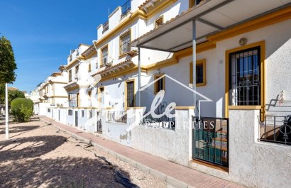 Вторичное жилье - Adosado - Torrevieja - Торревьеха