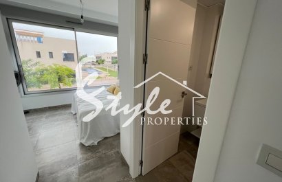 Resale - Villa - Mil Palmeras