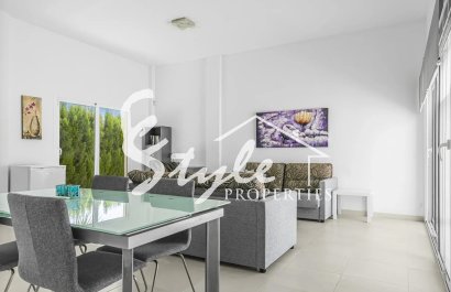 Resale - Villa - Mil Palmeras