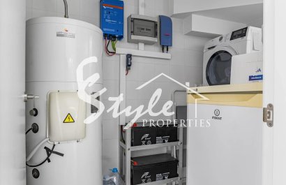 Resale - Villa - Mil Palmeras