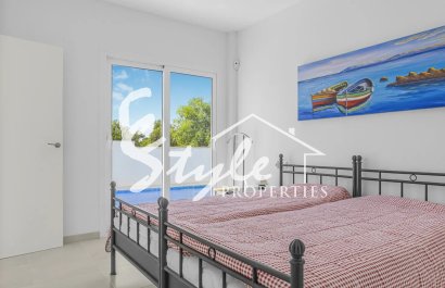 Resale - Villa - Mil Palmeras