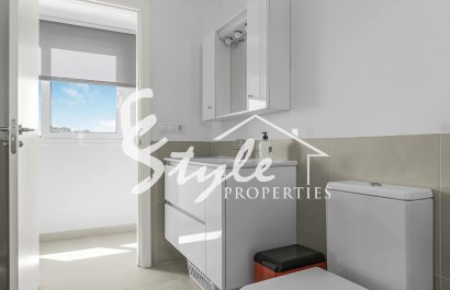 Resale - Villa - Mil Palmeras