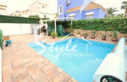 Reventa - Villa - Orihuela-Costa - Villamartin