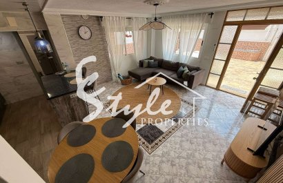 Reventa - Semi-Detached Villa - Los Altos