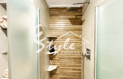 Resale - Apartamento - Punta Prima