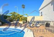 Resale - Detached Villa - Torrevieja - La Siesta - El Salado -  Torreta