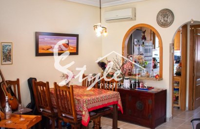 В продаже танхаус 2 спальни в закрытом сообществе в Вильямартине, Коста Бланка, Испания. ID2347