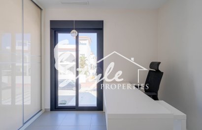 Вторичное жилье - Вилла - Сьюдад Кесада