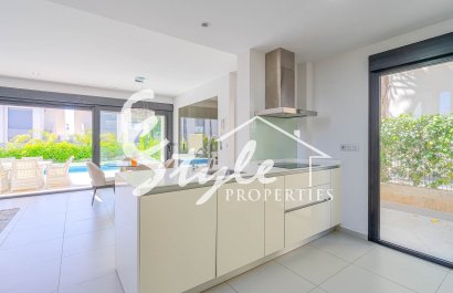 Вторичное жилье - Вилла - Сьюдад Кесада