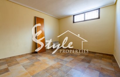 Вторичное жилье - Вилла - Villamartin, Orihuela Costa - Вилламартин