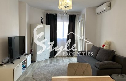 Modern apartment with sea views and close to the beach for sale in Torrevieja, Costa Blanca, Spain. ID2433