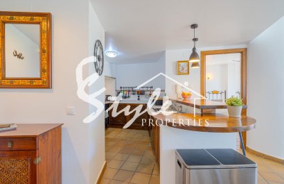 Resale - Apartamento - Punta Prima