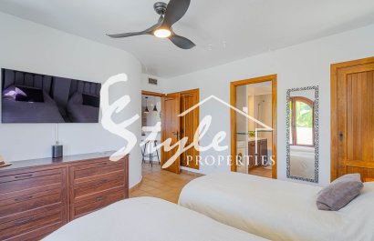 Resale - Apartamento - Punta Prima