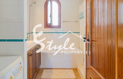 Resale - Apartamento - Punta Prima