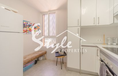 Resale - Apartamento - Torrevieja - Playa del Cura