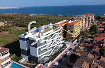 Apartamento moderno en Punta Prima, Torrevieja con vistas al mar e infinity pool. Costa Blanca, Spain. ID2755