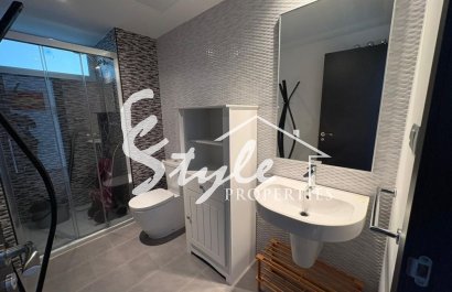 Resale - Apartamento - Torrevieja - La Mata