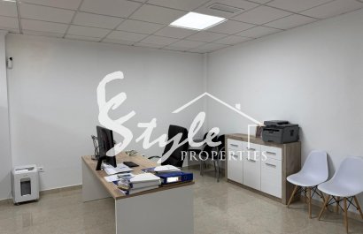Reventa - Commercial - Villamartin, Orihuela Costa - La Zenia