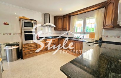 Вторичное жилье - Вилла - Кампоамор