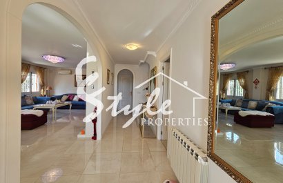 Вторичное жилье - Вилла - Кампоамор