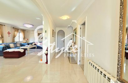 Вторичное жилье - Вилла - Кампоамор