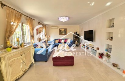 Вторичное жилье - Вилла - Кампоамор