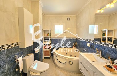 Вторичное жилье - Вилла - Кампоамор