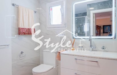 Resale - Villa - Orihuela-Costa - Blue Lagoon