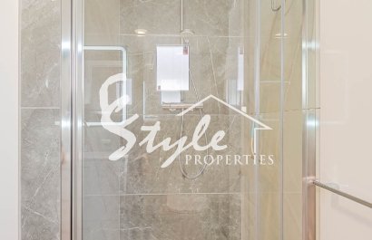 Resale - Villa - Orihuela-Costa - Blue Lagoon