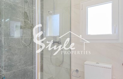 Resale - Villa - Orihuela-Costa - Blue Lagoon