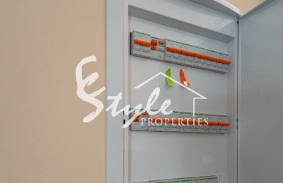 Resale - Villa - Orihuela-Costa - Blue Lagoon