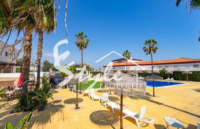 Resale - Villa - Orihuela-Costa - Blue Lagoon