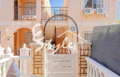 Resale - Apartamento - La Zenia