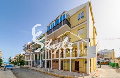 For sale cozy apartment close to sea in Mar Azul, Torrevieja, Costa Blanca. ID2352