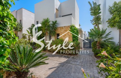 Вторичное жилье - Вилла - Сьюдад Кесада