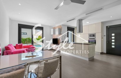 Вторичное жилье - Вилла - Сьюдад Кесада