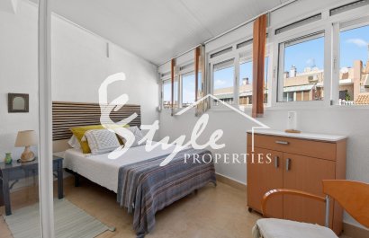 Resale - Apartamento - Torrevieja - Playa del Cura