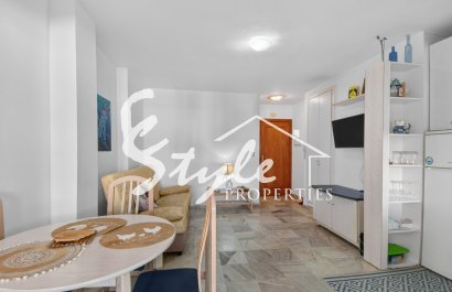Resale - Apartamento - Torrevieja - Playa del Cura