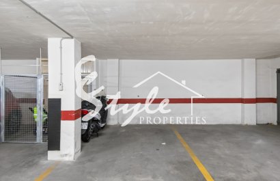 Resale - Apartamento - Torrevieja - Playa del Cura