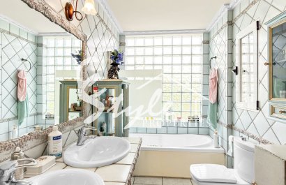 Reventa - Villa - Torrevieja - Torrelamata - La Mata