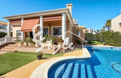 Reventa - Villa - Torrevieja - Torrelamata - La Mata