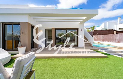 Reventa - Semi-Detached Villa - Vistabella Golf