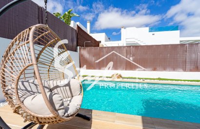 Reventa - Semi-Detached Villa - Vistabella Golf