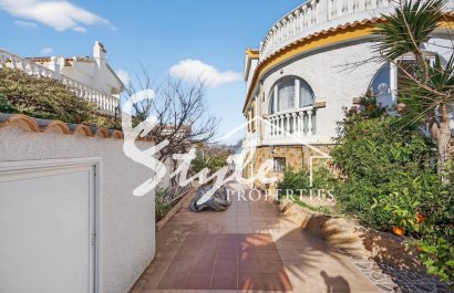 Resale - Villa - Alicante - Gran Alacant